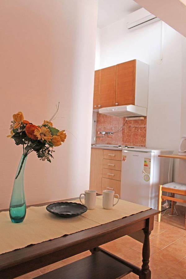 Apartments Gabriela Drvenik  Kültér fotó